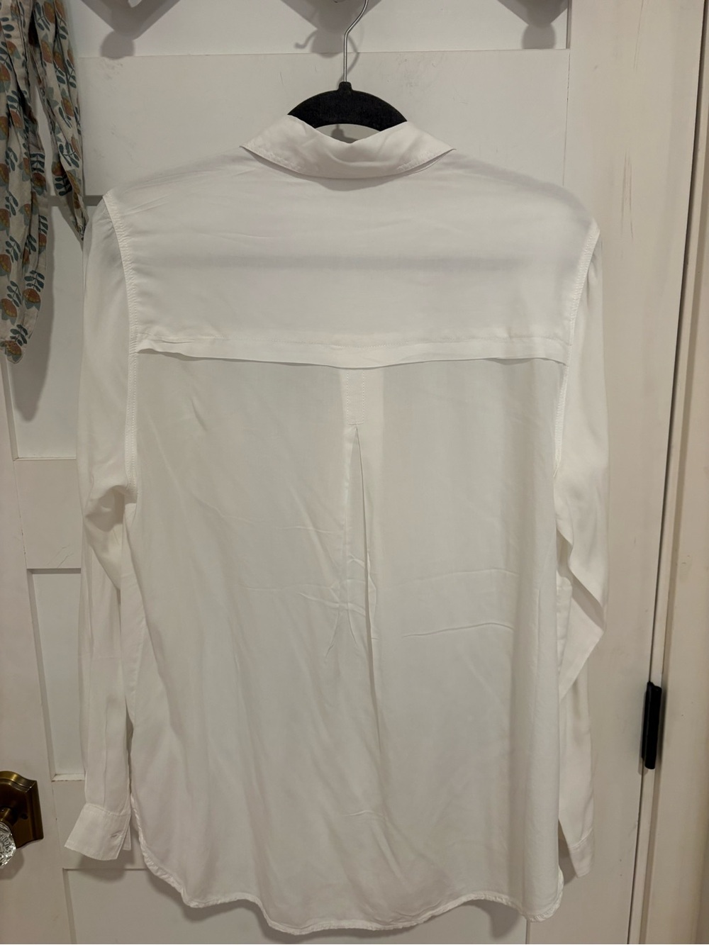 beachlunchlounge White Women’s Casual Button-Down Shirt 100% Viscose - Picture 2 of 7